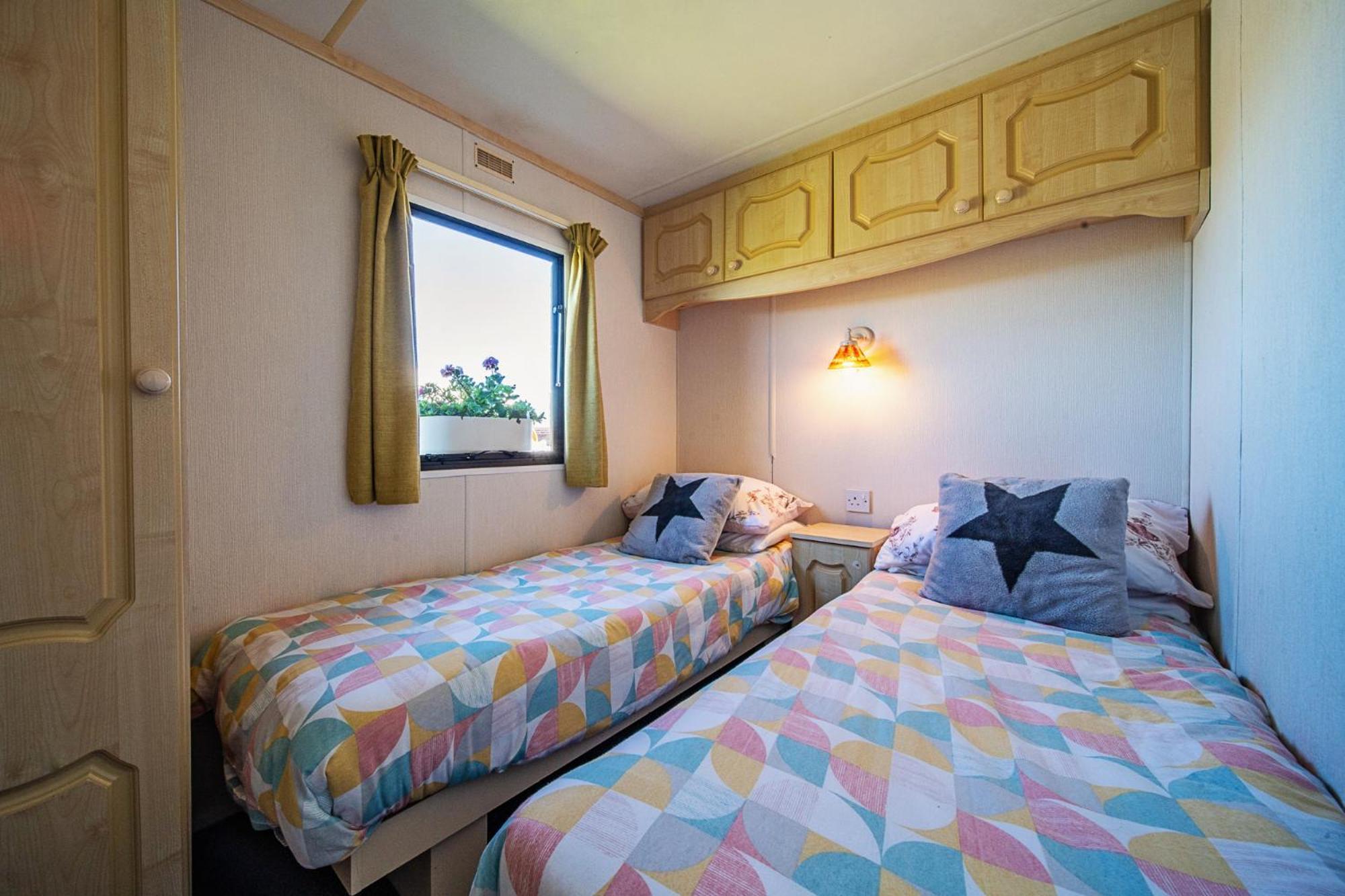 Hotel Geraghtys Farmyard Pods Belmullet Exterior foto